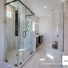 The-Luxury-of-Frameless-Shower-Doors-Transform-Your-Bathroom-Today 2